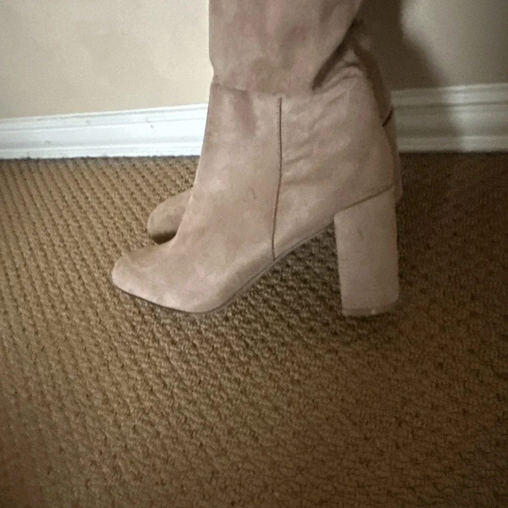 Chinese Laundry Kiara Over‎ the Knee Suede Boots in Taupe/Beige Sz 10